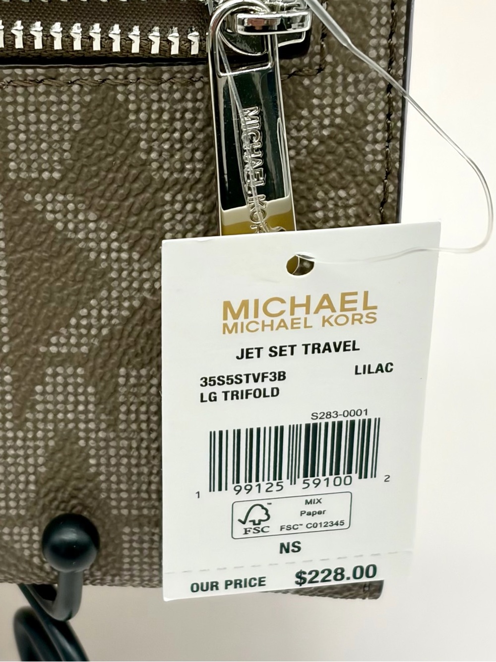 Michael Kors Voyager MK Logo
Tote Shoulder Bag with Matching
Wallet Lilac Multi - Picture 13 of 14